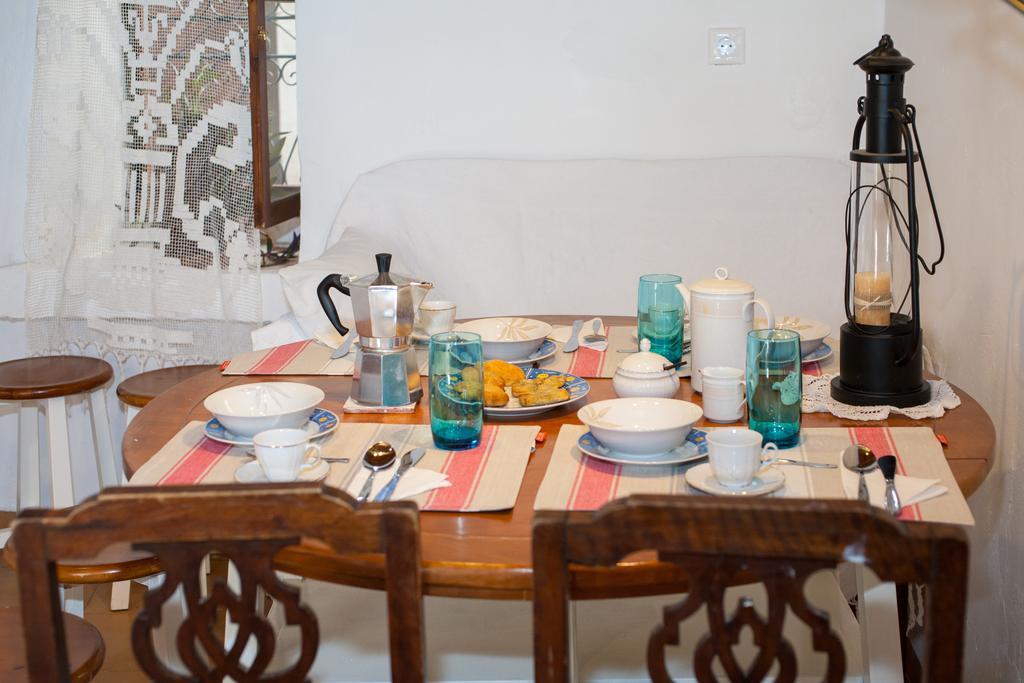 Nikita Traditional House Chrissi Akti Chania Quarto foto